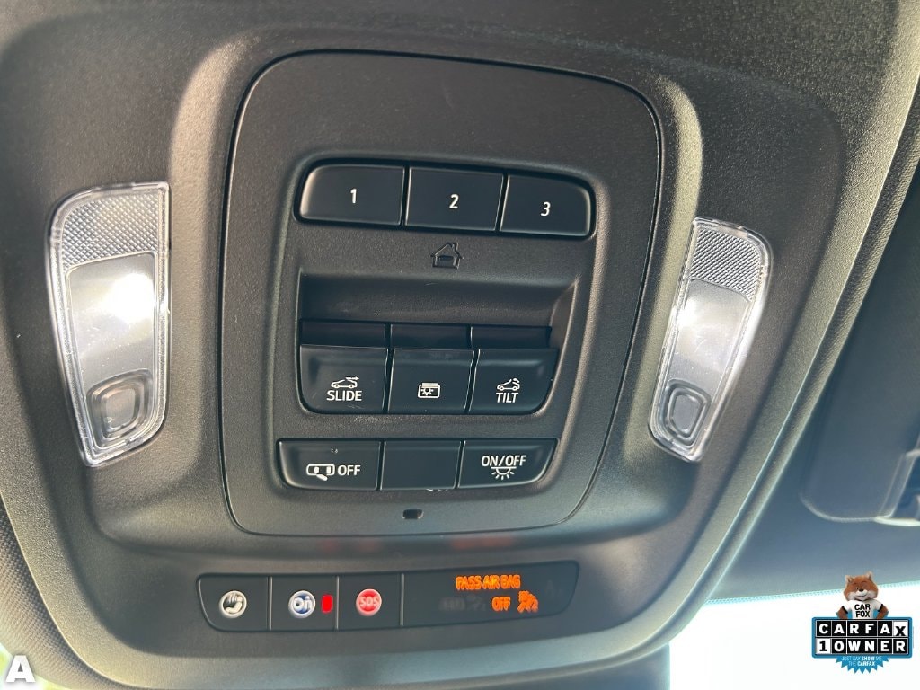 Used 2025 Coastal Blue Metallic Cadillac V-Series image 28