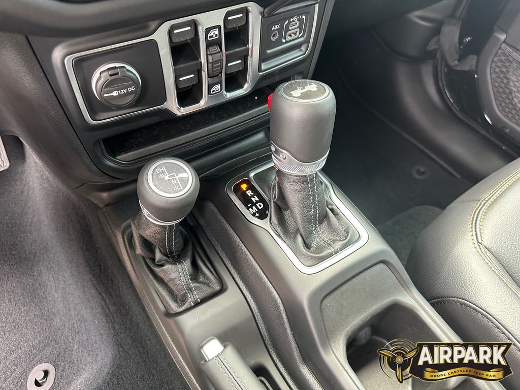 New 2024 Black Jeep 4-Door Sahara image 21