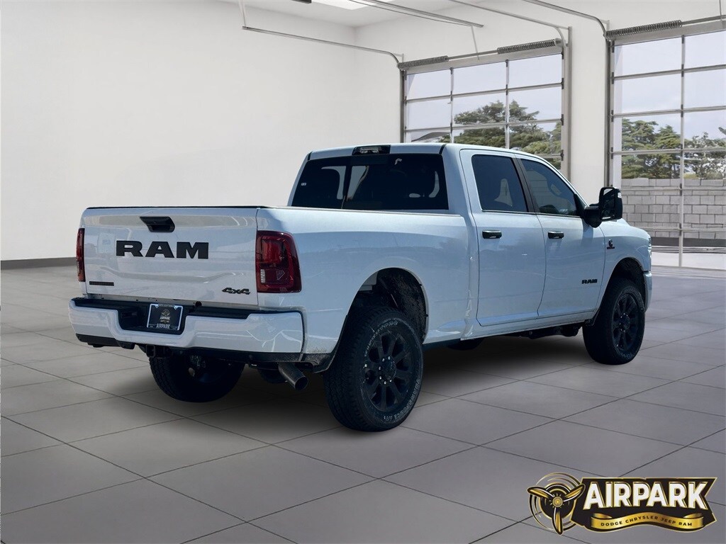 2026 Ram 2500 Big Horn photo 3