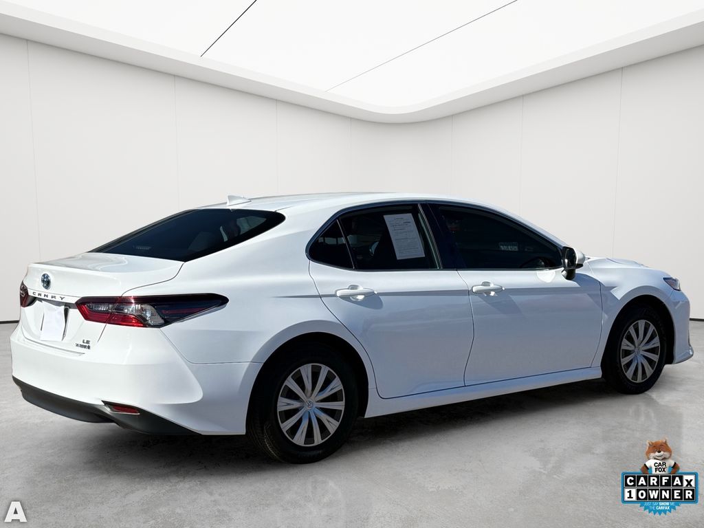 Used 2023 White Toyota LE image 7