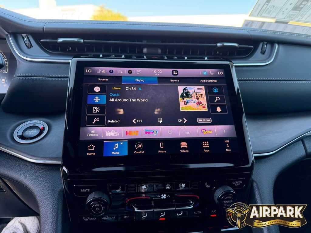 New 2025 Bright White Jeep Overland image 19