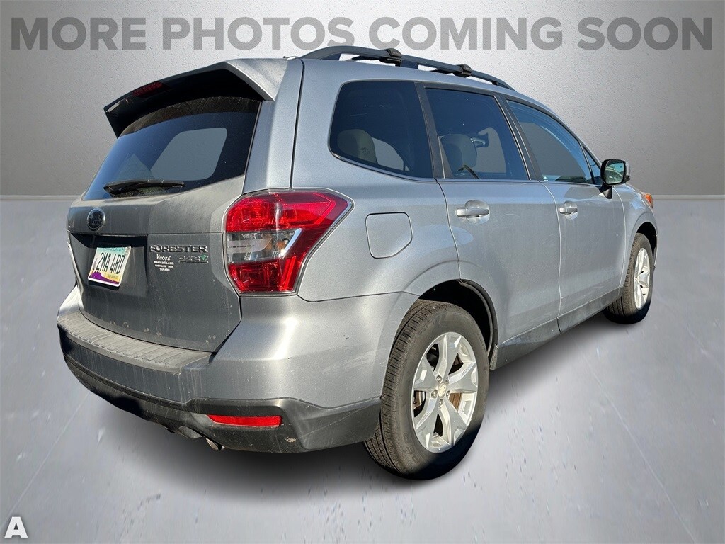 2016 Subaru Forester 2.5i Limited photo 3