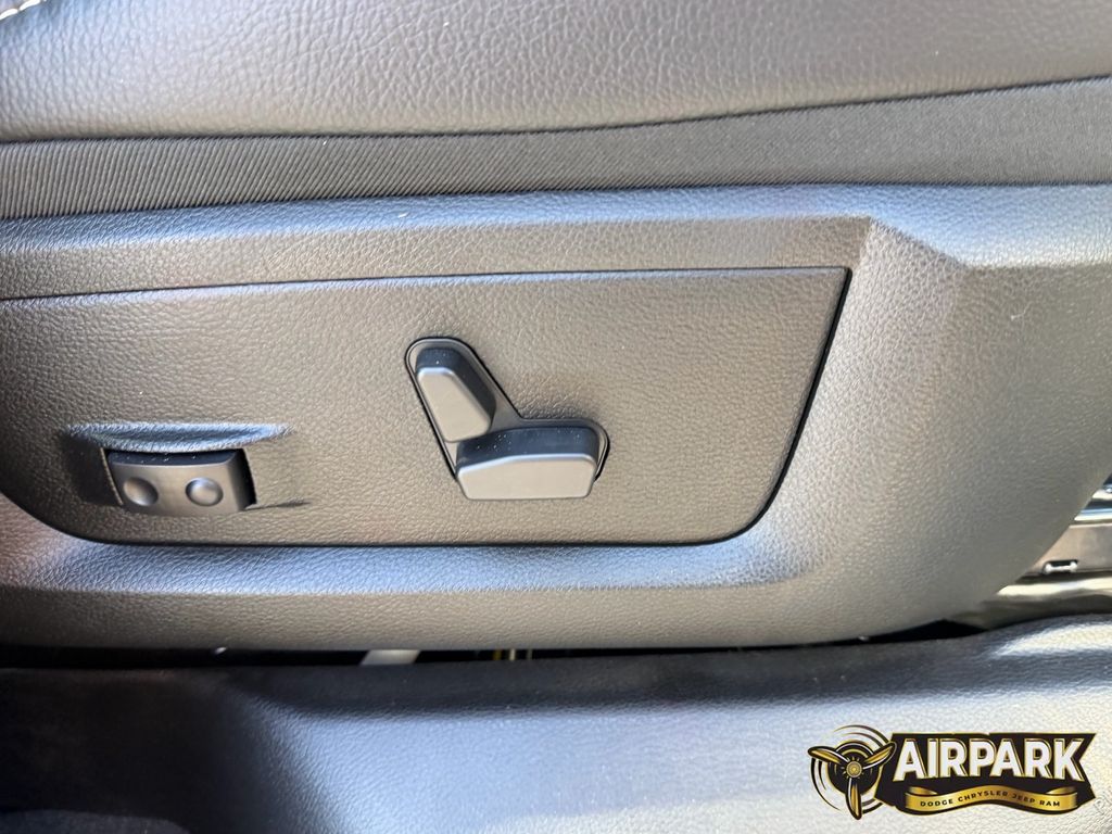 2026 RAM 2500 Laramie - Photo 15