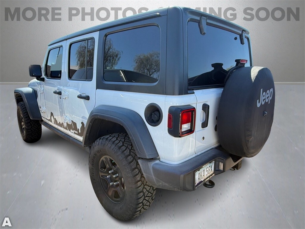 2018 Jeep Wrangler Unlimited Sport photo 2