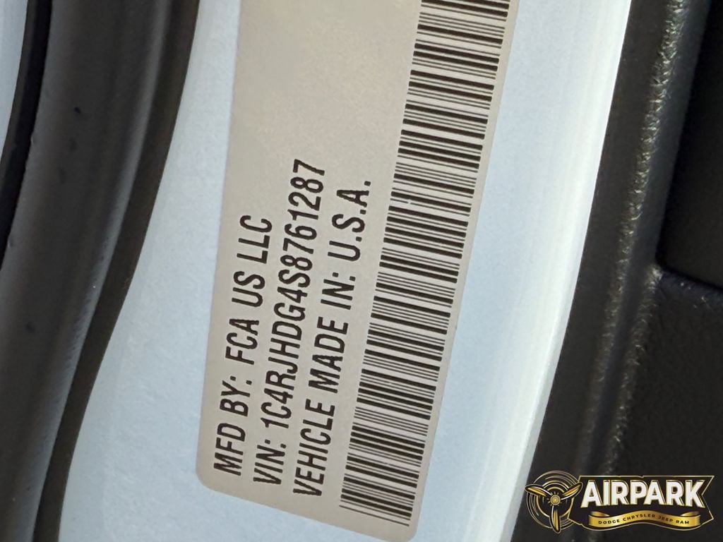 New 2025 Bright White Jeep Overland image 23