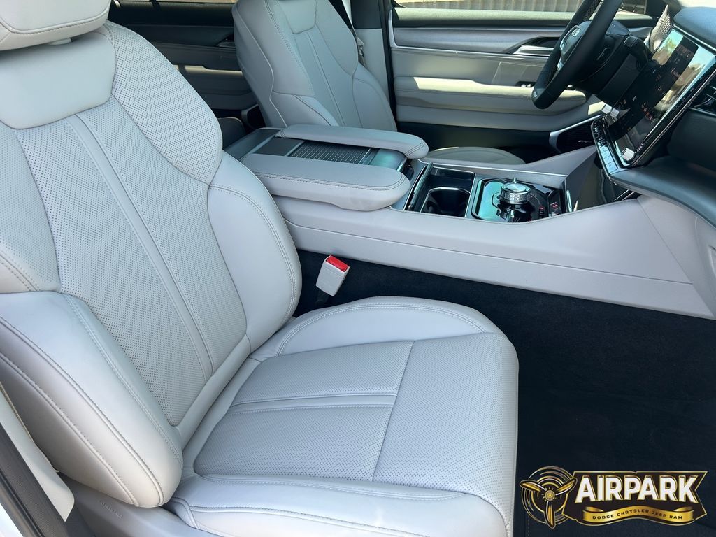 New 2026 Bright White Jeep Limited image 10
