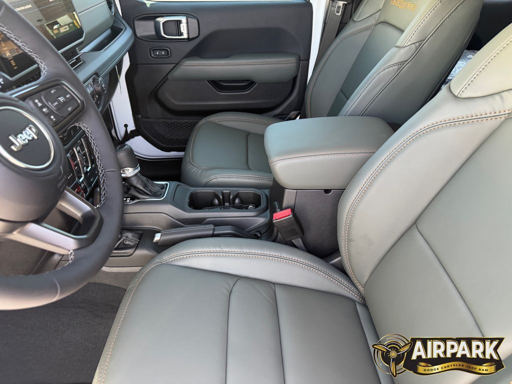 New 2026 Bright White Jeep Mojave image 19