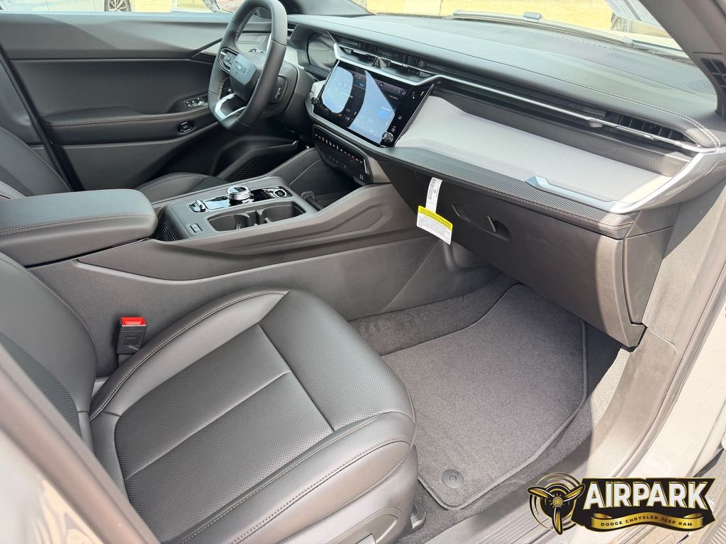 New 2026 Sting-Gray Jeep Laredo/Limited image 11