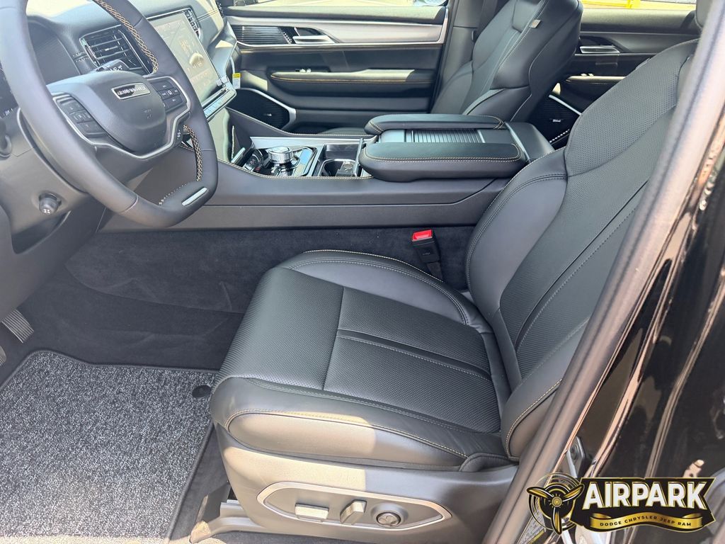 New 2026 High Gloss Black Jeep Base image 15