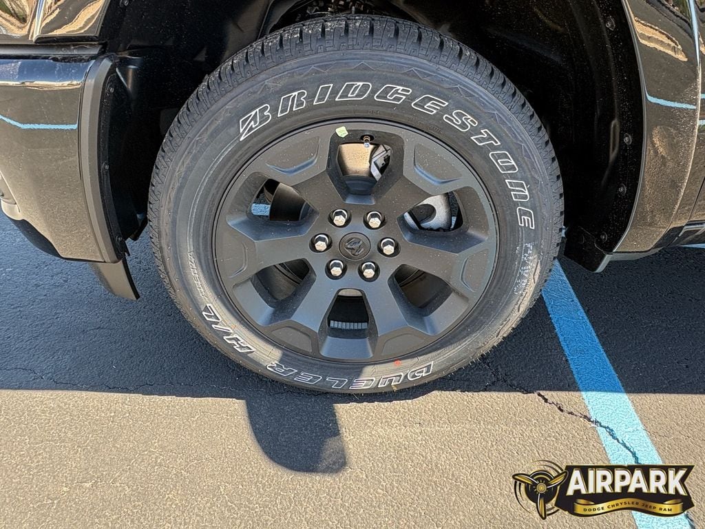 New 2026 Diamond Black Crystal Pearlcoat Ram Big Horn/Lone Star image 10