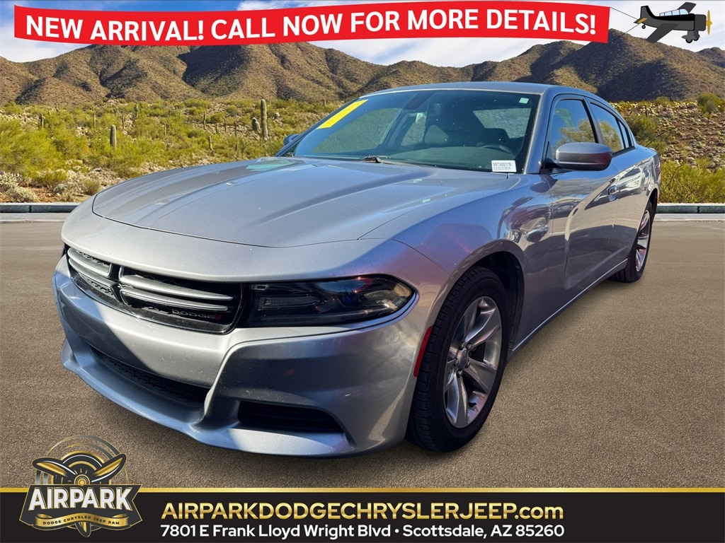Used 2015 Dodge Charger SE Sedan