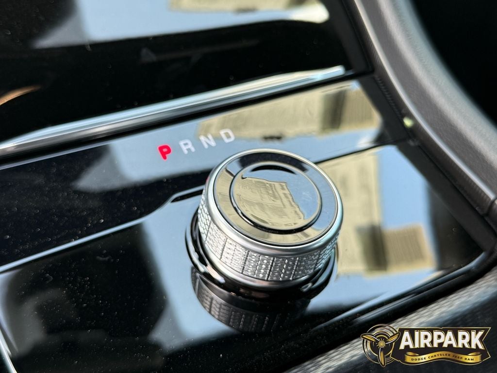 New 2025 Baltic Gray Jeep Laredo image 17