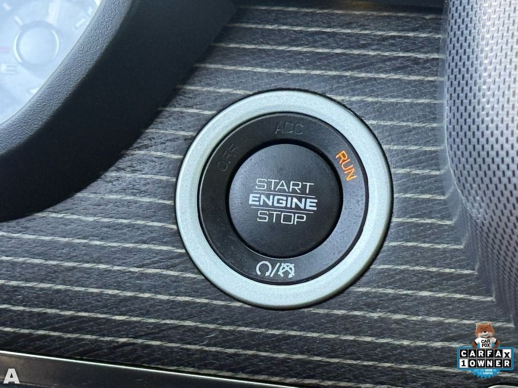 Used 2020 Diamond Black Crystal Pearlcoat Ram Limited image 24