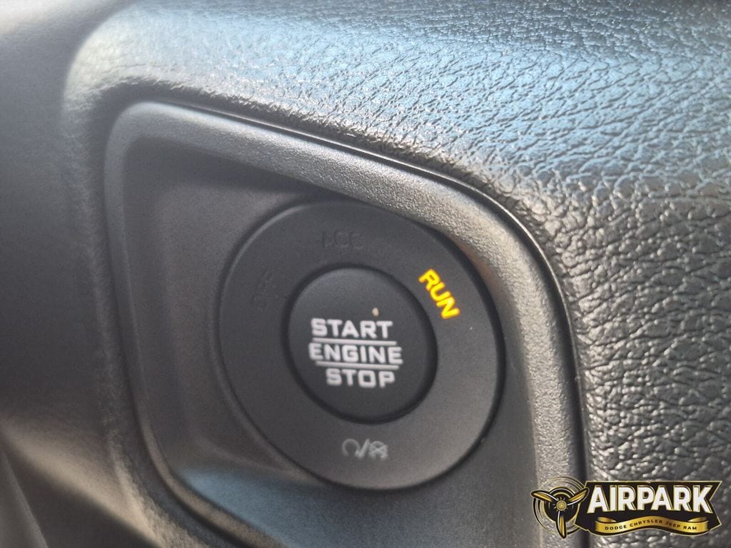 New 2026 Granite Crystal Jeep Sport image 20