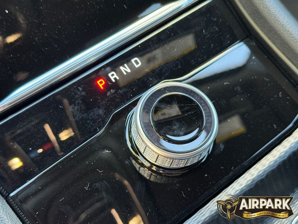 New 2026 Baltic Gray Jeep Laredo image 31