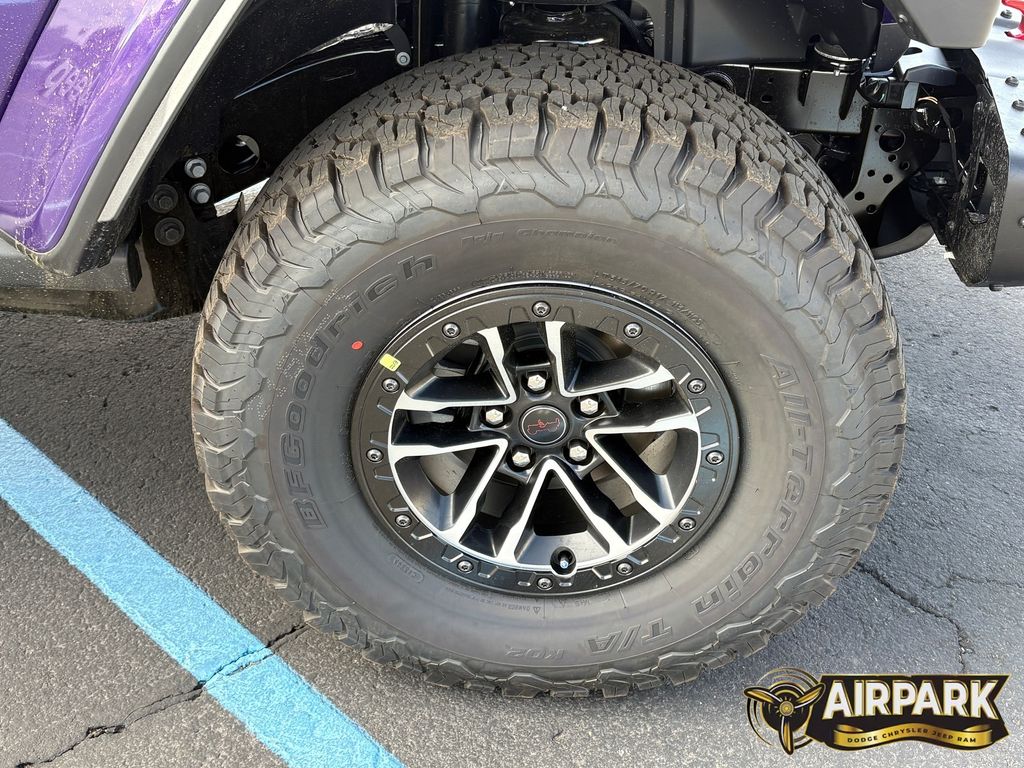 New 2026 Reign Jeep Rubicon image 9