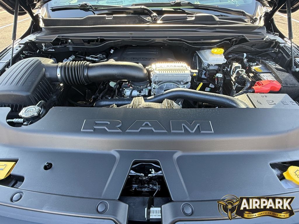 New 2026 Diamond Black Crystal Pearlcoat Ram Laramie image 21