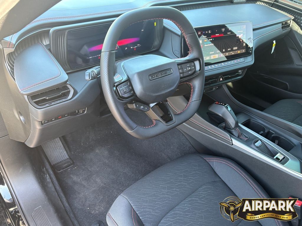 New 2026 Diamond Black Crystal Pearlcoat Dodge R/T image 14