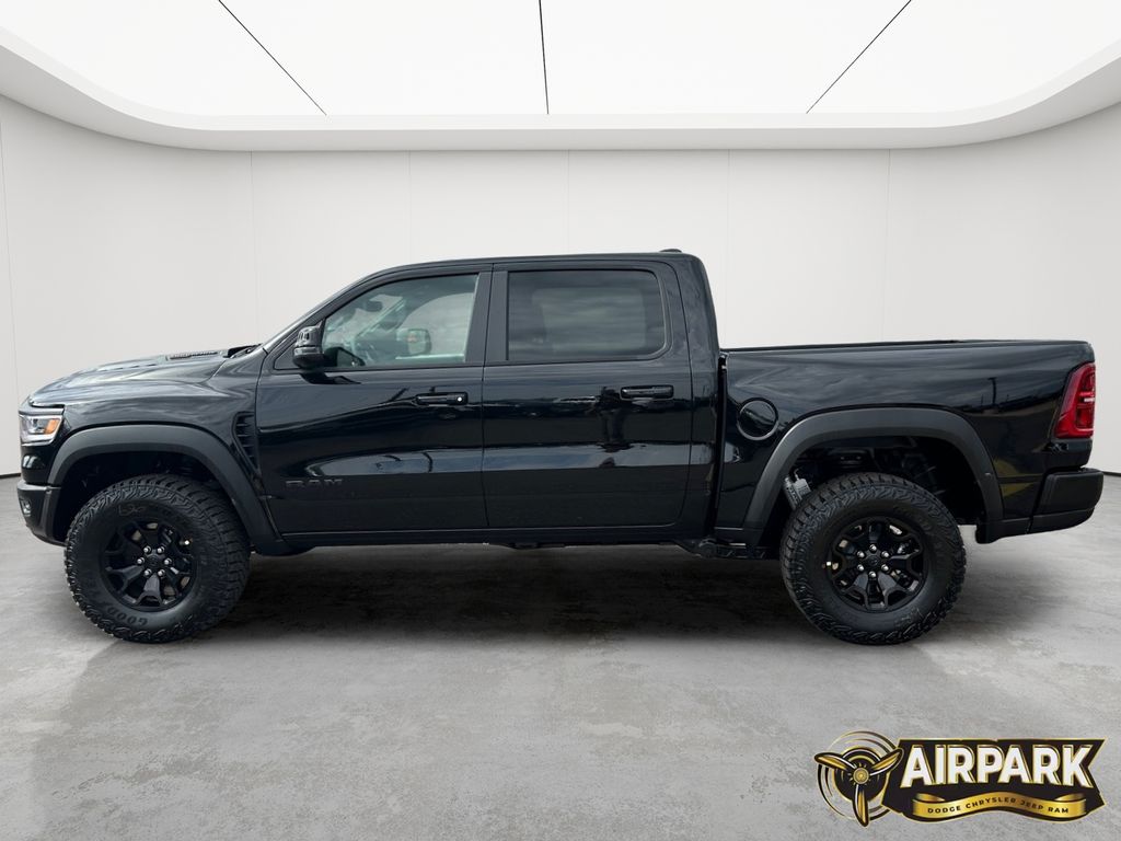 New 2026 Diamond Black Crystal Pearlcoat Ram RHO image 8