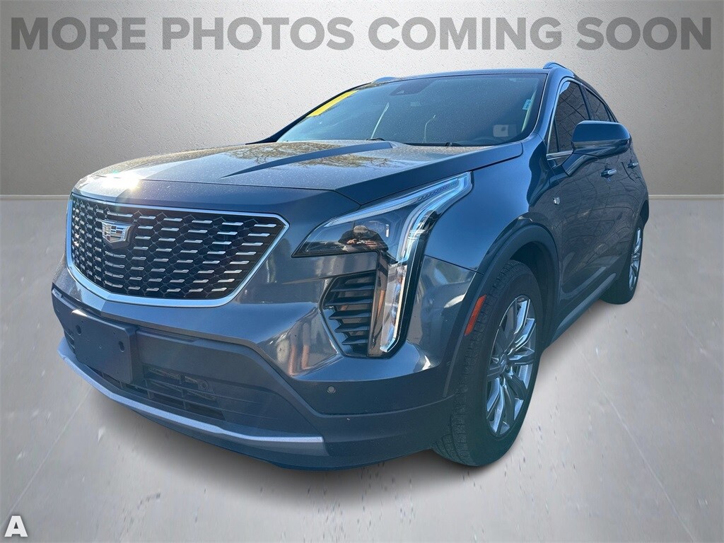 2020 Cadillac XT4 Premium Luxury photo 2