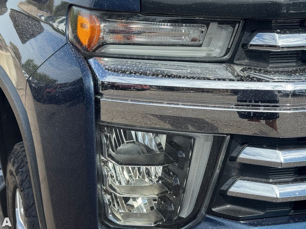 Used 2020 Northsky Blue Metallic Chevrolet High Country image 7