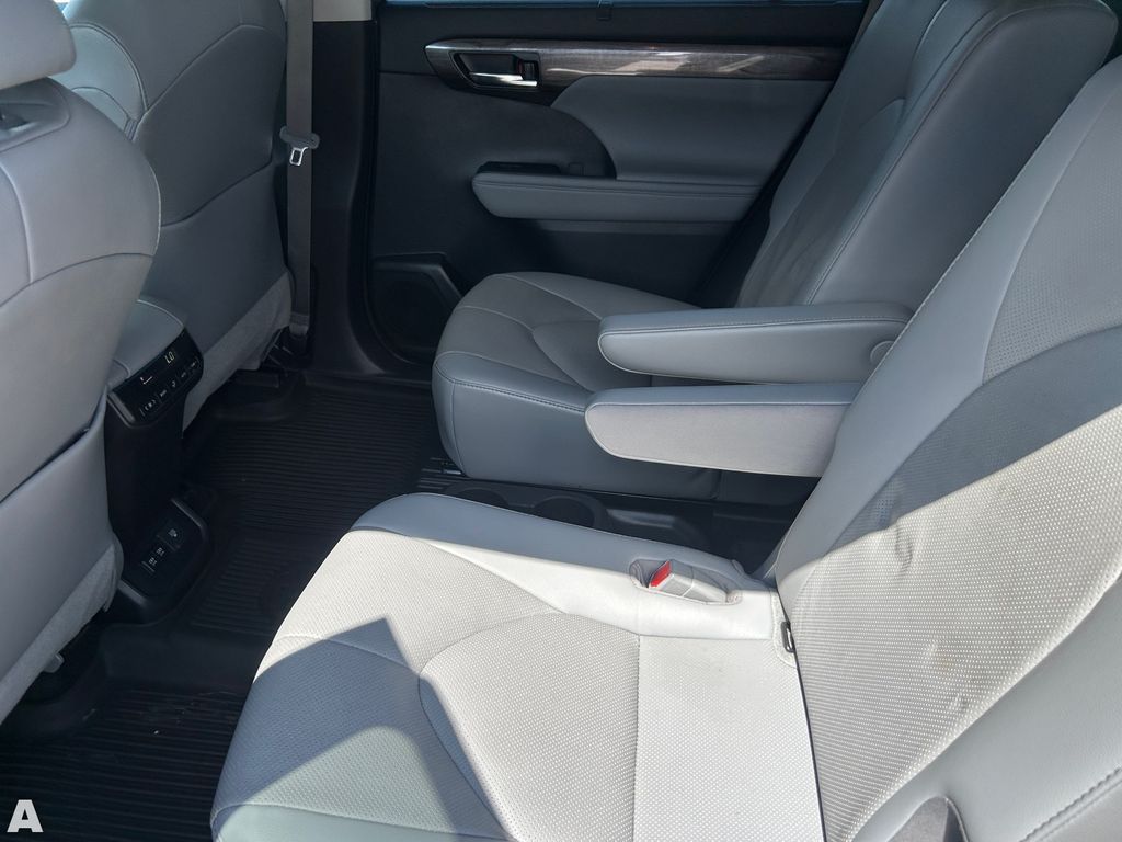 Used 2021 Midnight Black Metallic Toyota Limited image 17
