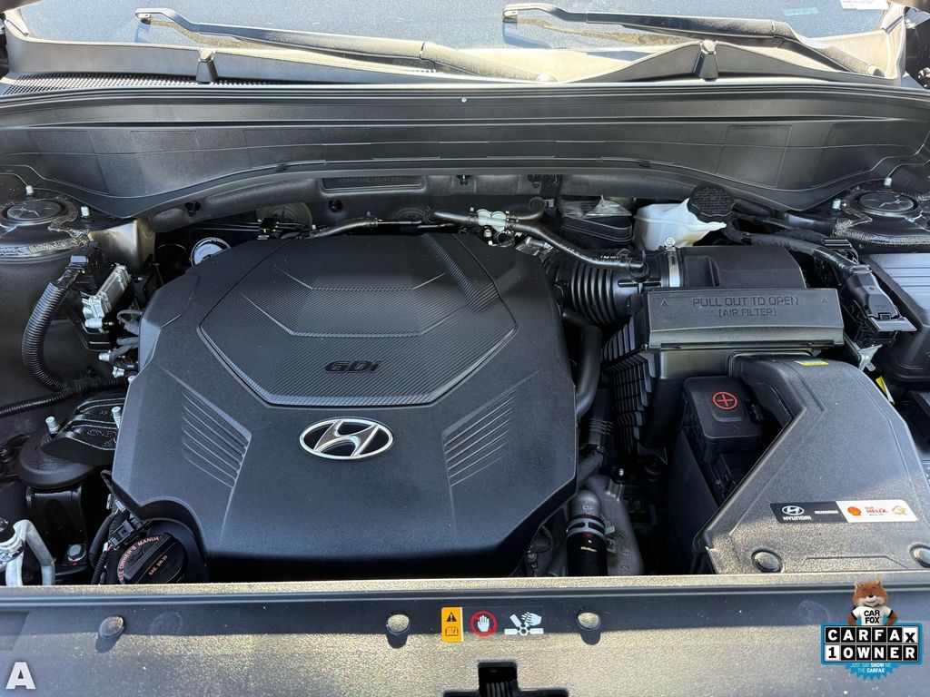 Used 2022 Abyss Black Pearl Hyundai Limited image 31