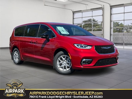 2025 Chrysler Pacifica Select Passenger Van