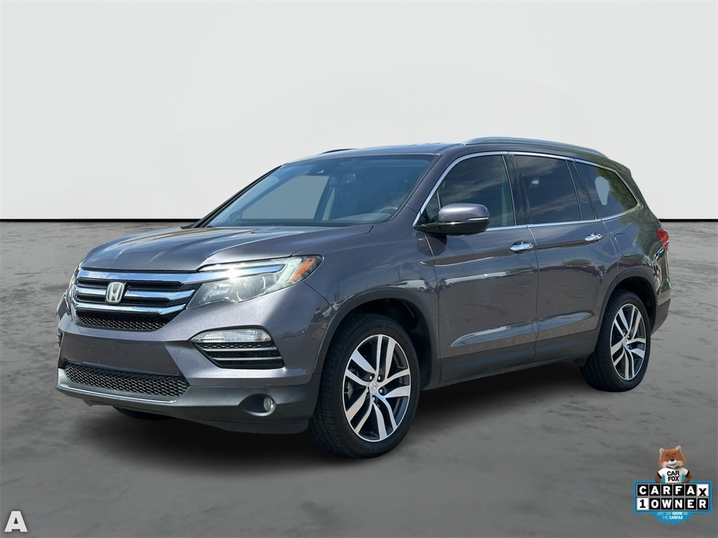 Image 2 of 2018 Honda Pilot Touring SUV