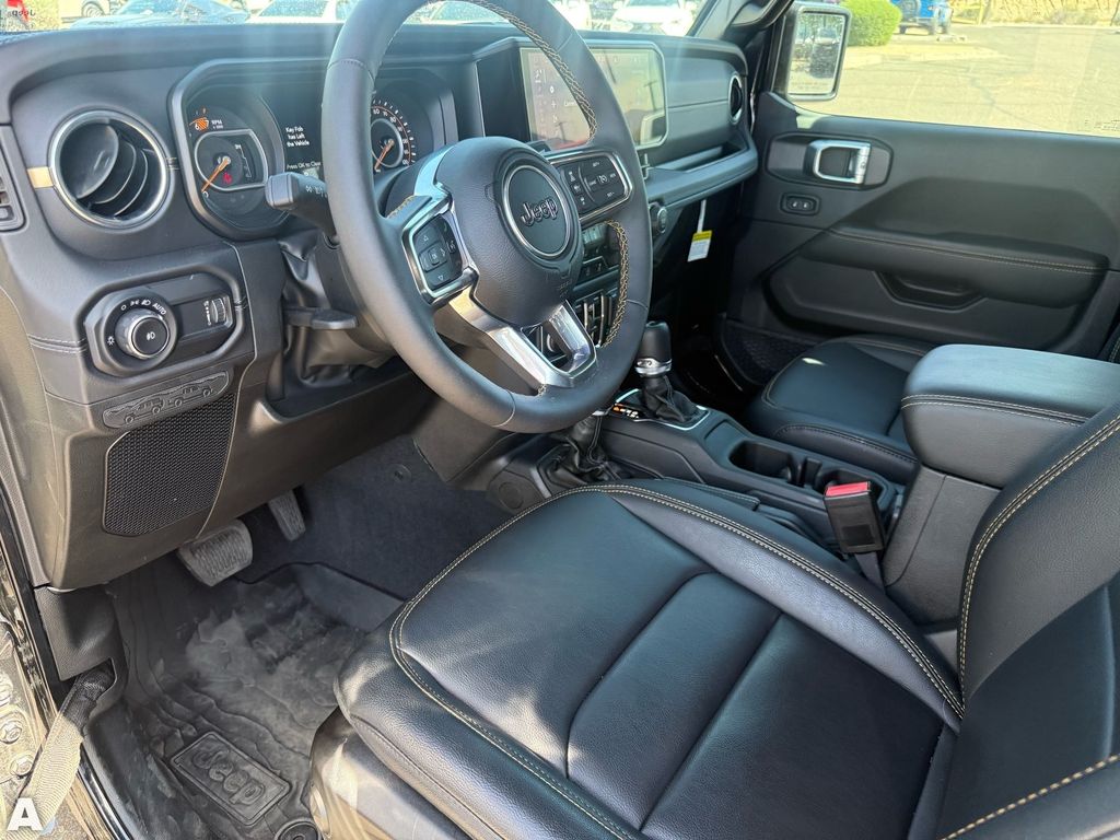 Used 2025 Black Clearcoat Jeep Sahara image 11