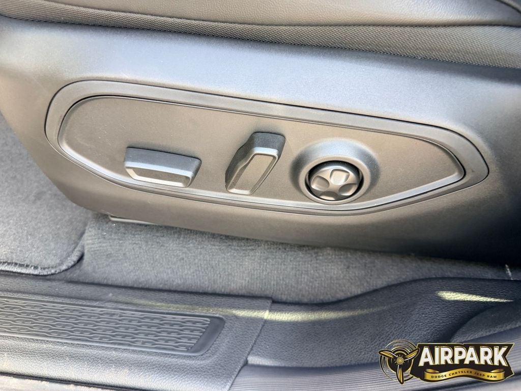 New 2026 Baltic Gray Jeep Laredo image 16
