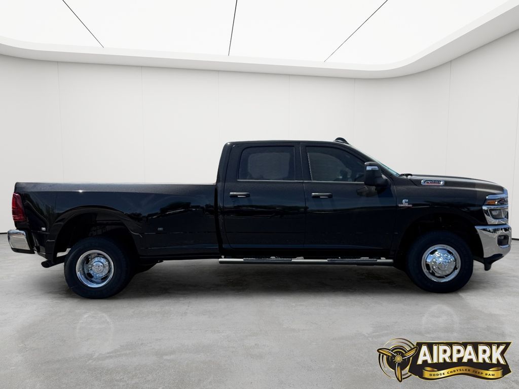 New 2026 Diamond Black Crystal Pearlcoat Ram Tradesman image 3