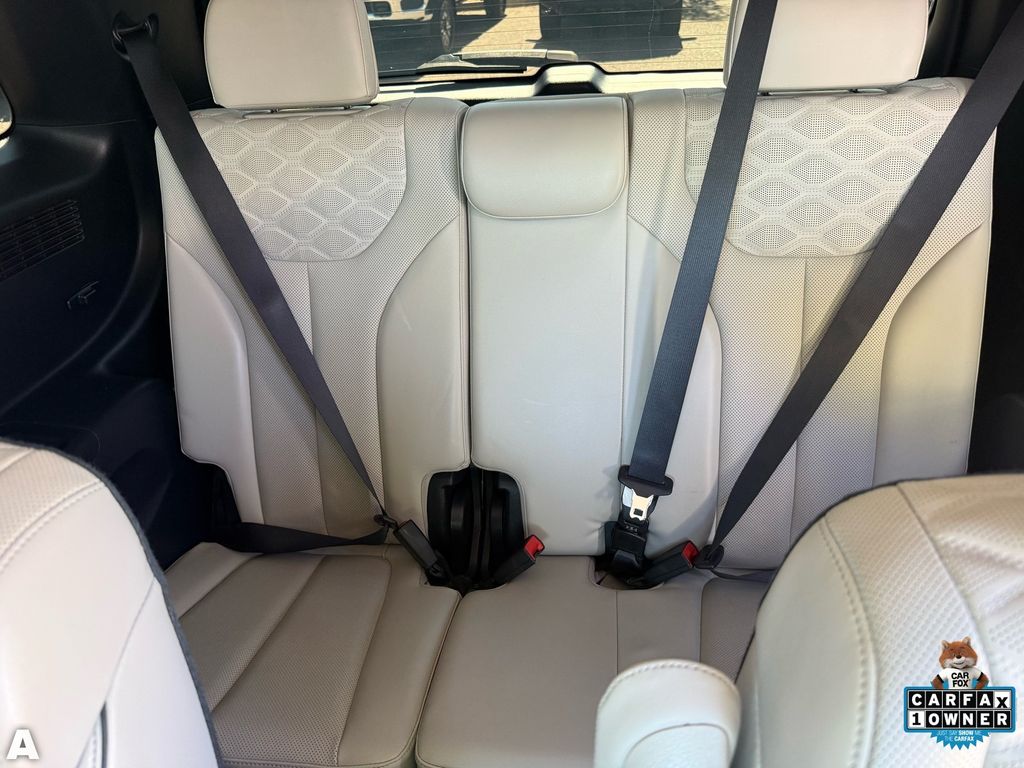 Used 2022 Abyss Black Pearl Hyundai Limited image 26