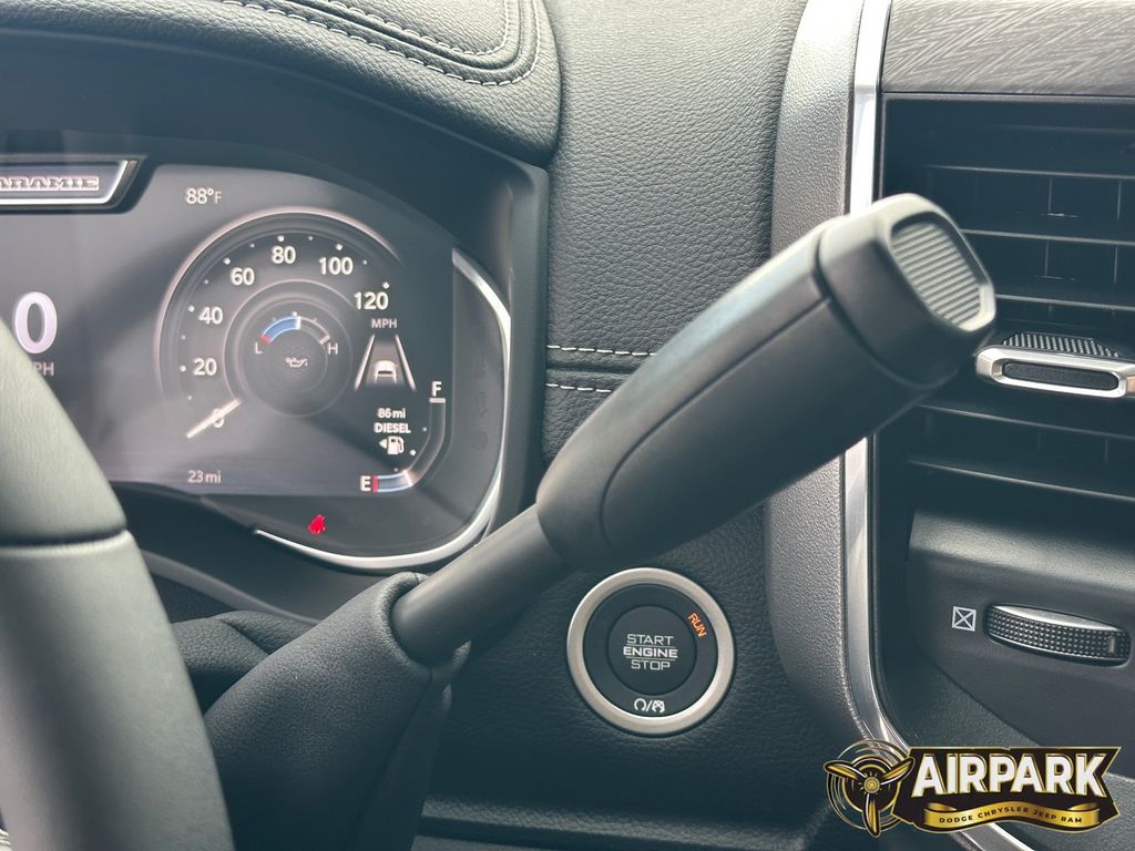 New 2026 Diamond Black Crystal Pearlcoat Ram Laramie image 21