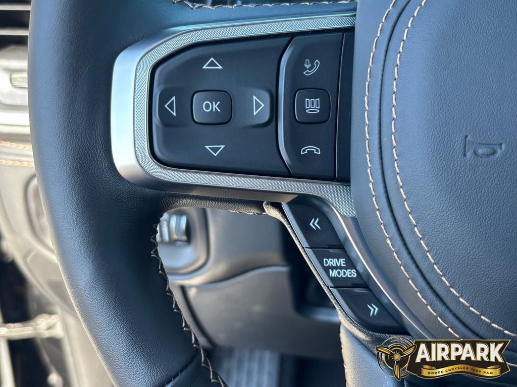 New 2026 Diamond Black Crystal Pearlcoat Ram Tungsten image 14