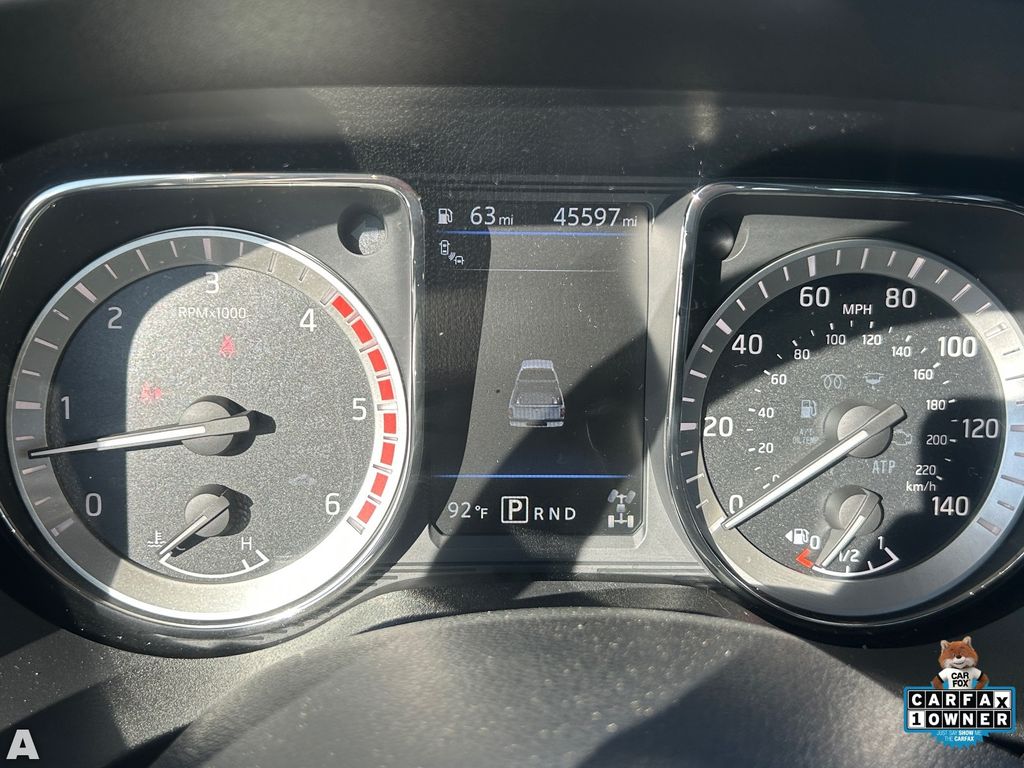 Used 2019 Gun Metallic Nissan SL image 33