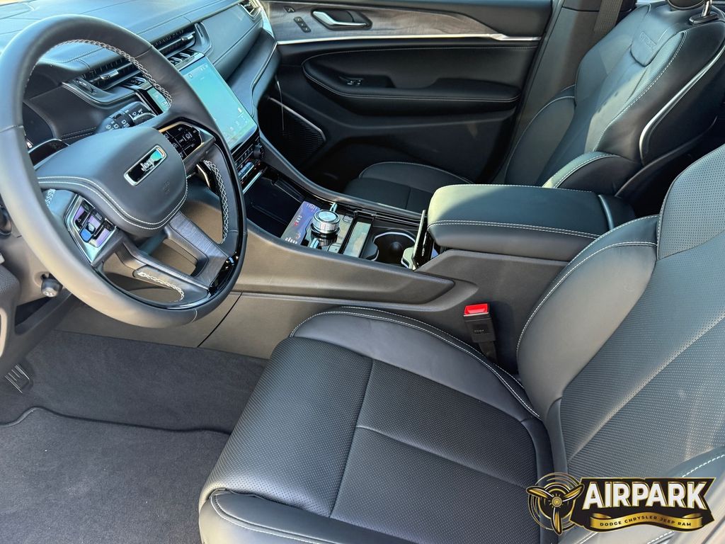 New 2025 Bright White Jeep Overland image 12