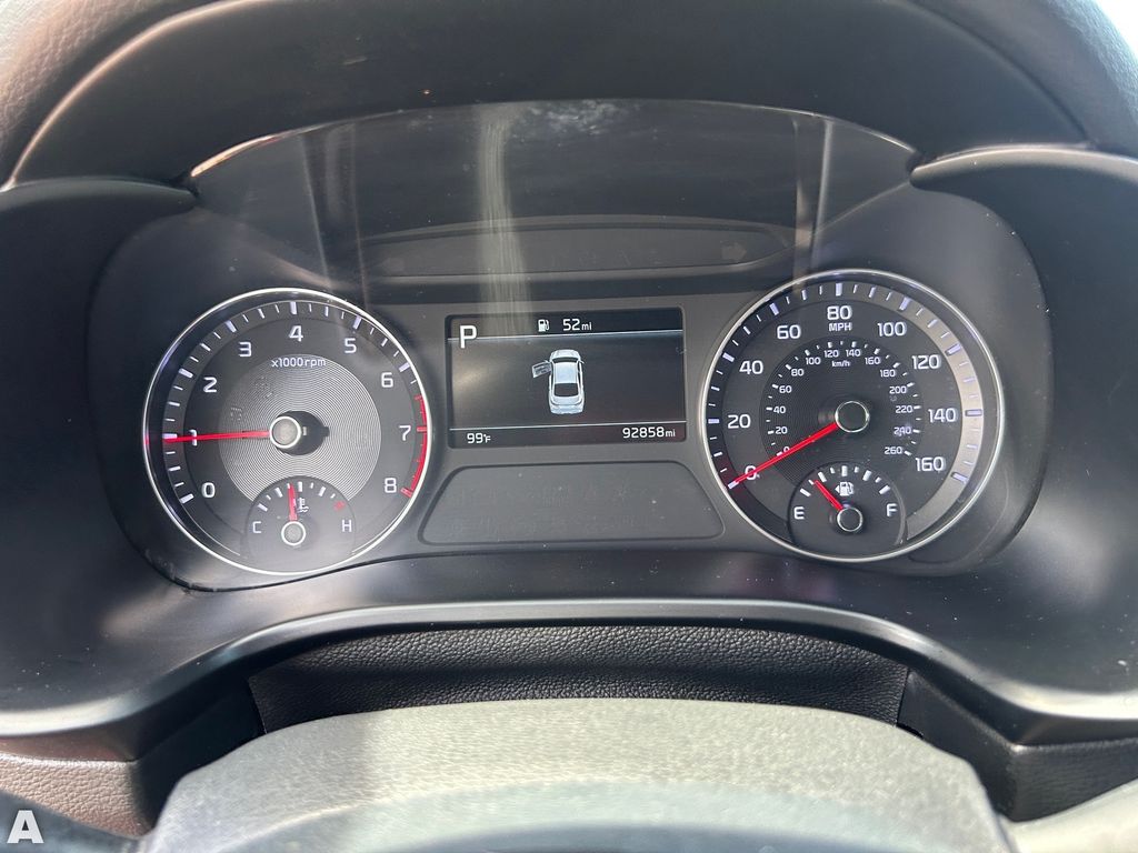 Used 2022 Currant Red Kia GT image 31