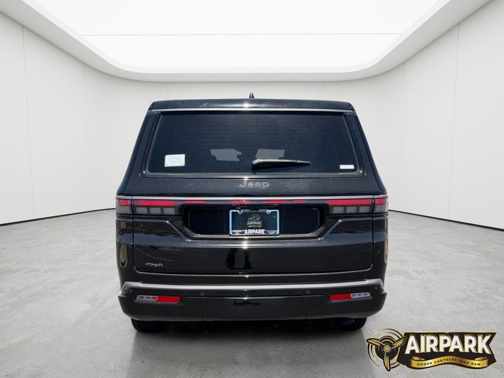 New 2026 High Gloss Black Jeep Limited image 5