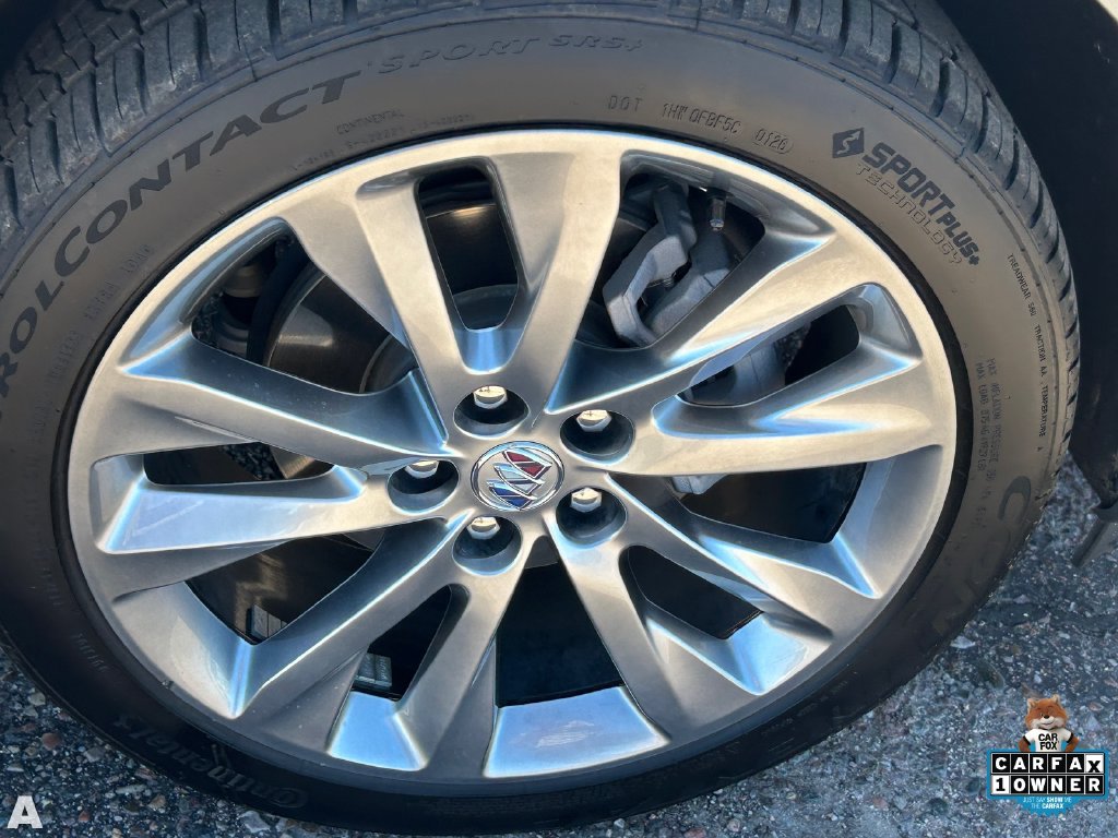 Used 2023 Moonstone Gray Metallic Buick Avenir image 10