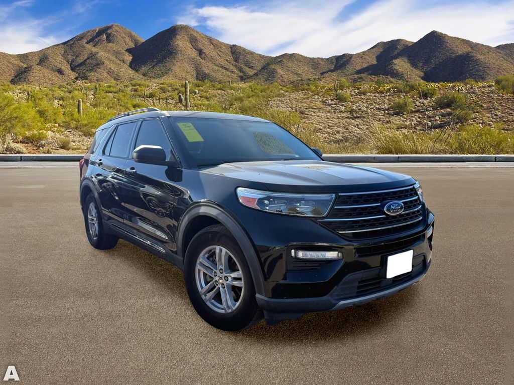 Used 2021 Black Ford XLT image 5