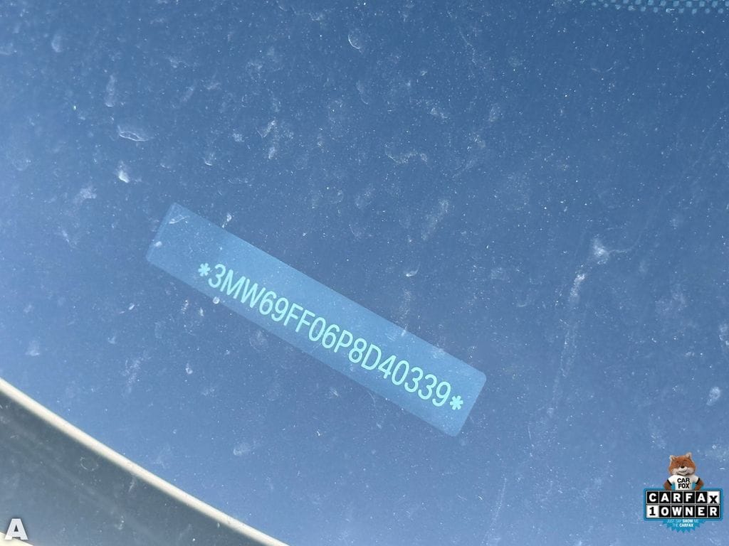 2023 BMW 3 Series 330i - Photo 13