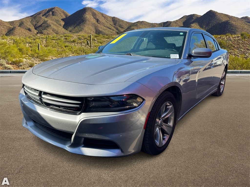Used 2015 Dodge Charger SE Sedan
