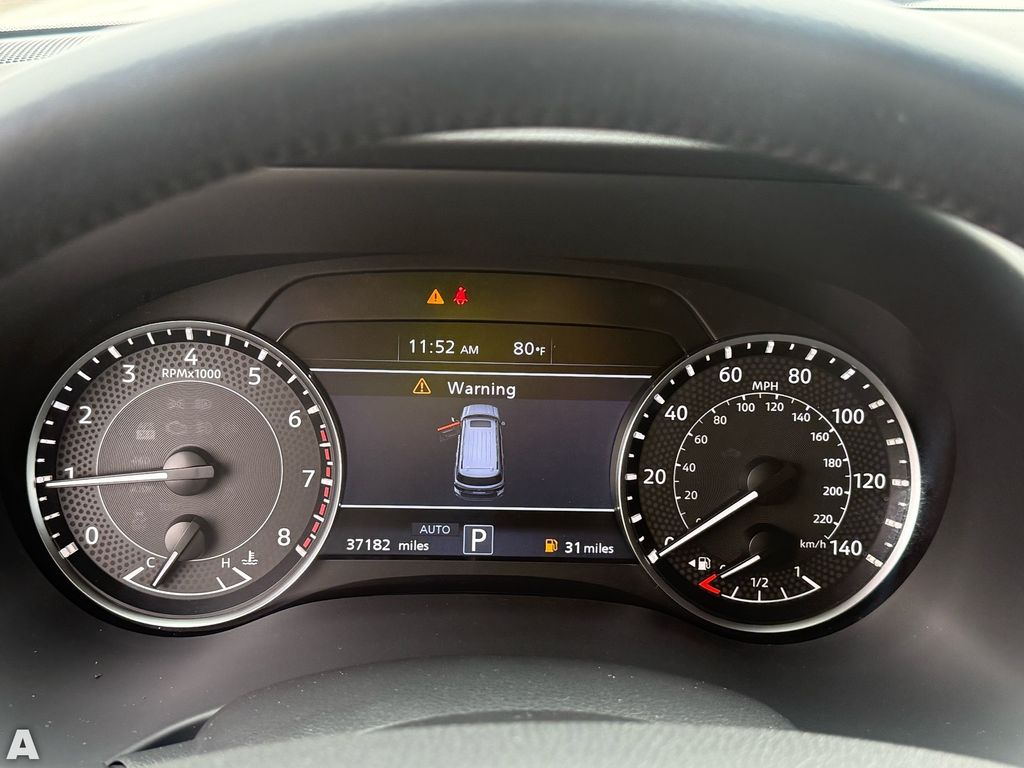 Used 2022 Aspen White Tricoat Nissan SL image 18