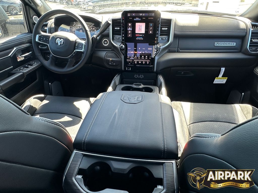 New 2026 Diamond Black Crystal Pearlcoat Ram Laramie image 12