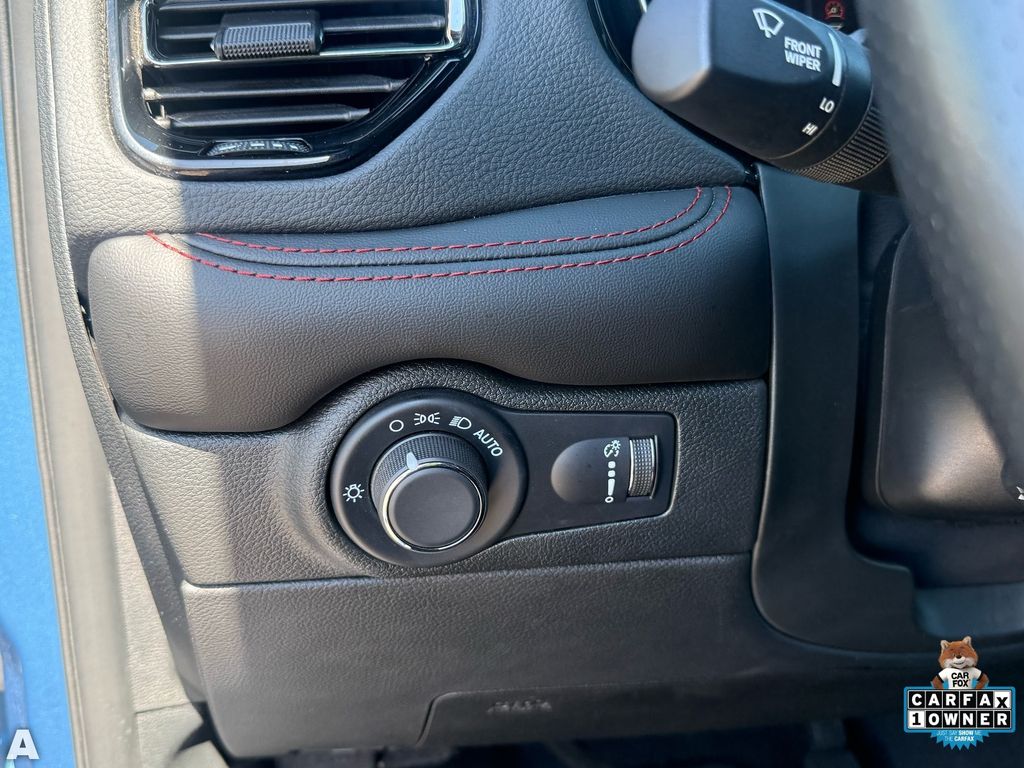 Used 2025 Frostbite Pearlcoat Dodge GT Plus image 14