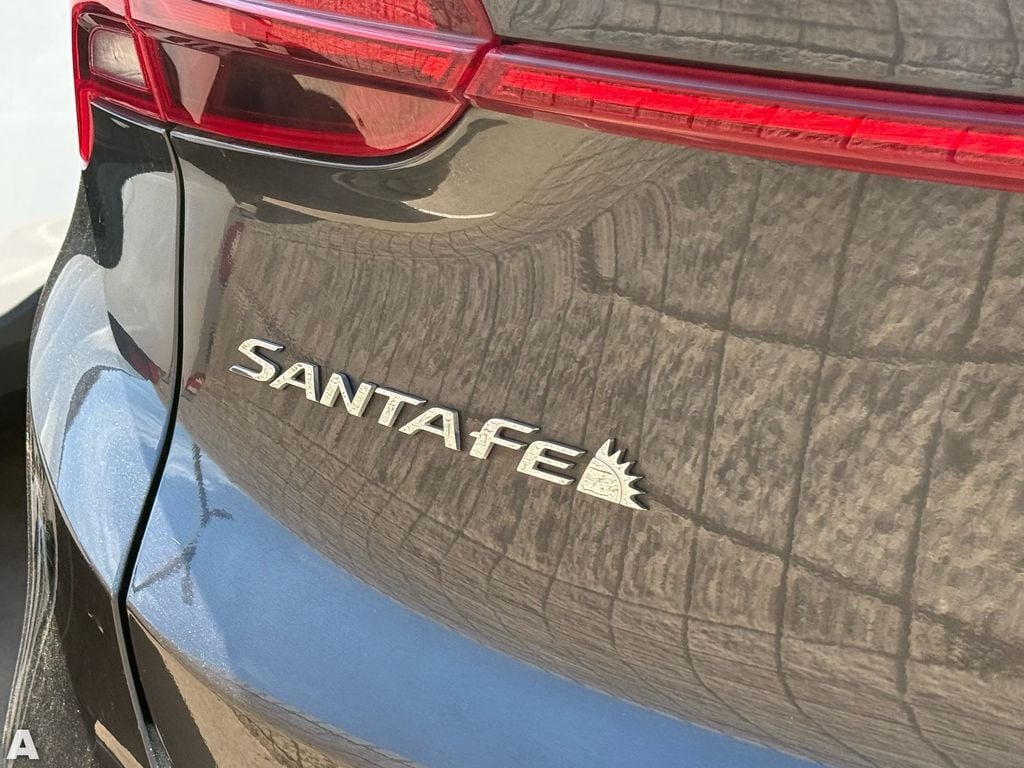 Used 2023 Portofino Gray Hyundai SE image 11