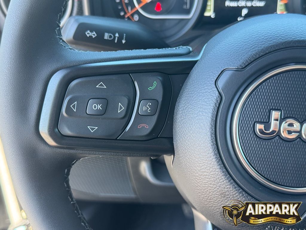 New 2026 Granite Crystal Jeep Rubicon image 25