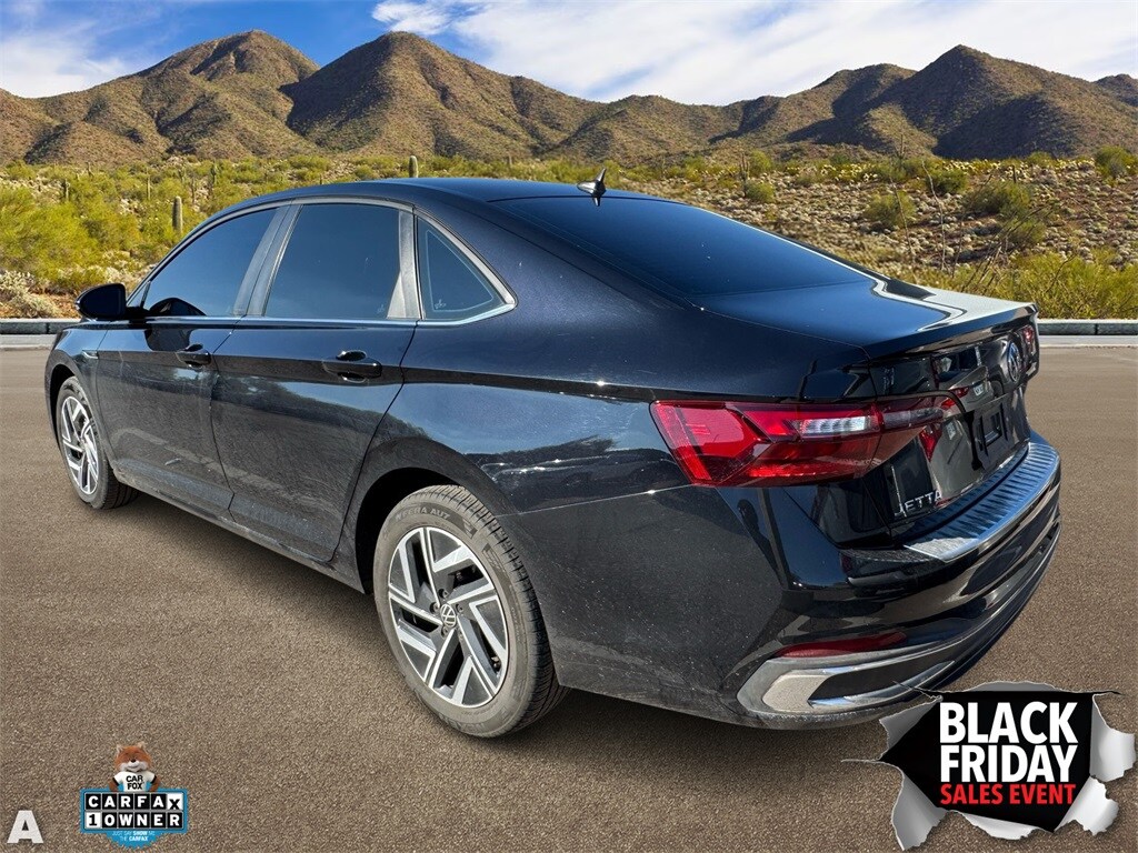 Used 2024 Volkswagen Jetta 1.5T SEL Sedan