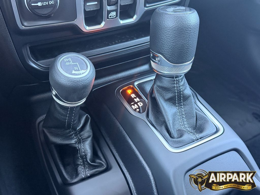 New 2026 Granite Crystal Jeep Sport image 29